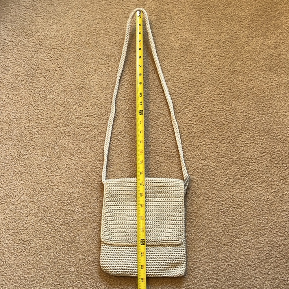 Beige The Sak crossbody bag in excellent condition. Zipper inner pocket. - Picture 5 of 6